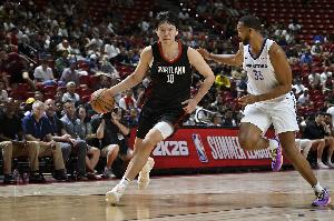 被杨瀚森打爆！勇士俩内线大莫布里+博尔登合计12中0